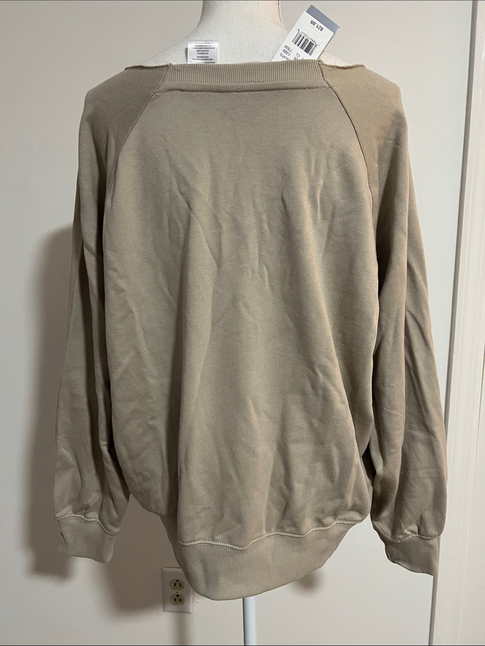 Budweiser Sweatshirt - Picture 4 of 7